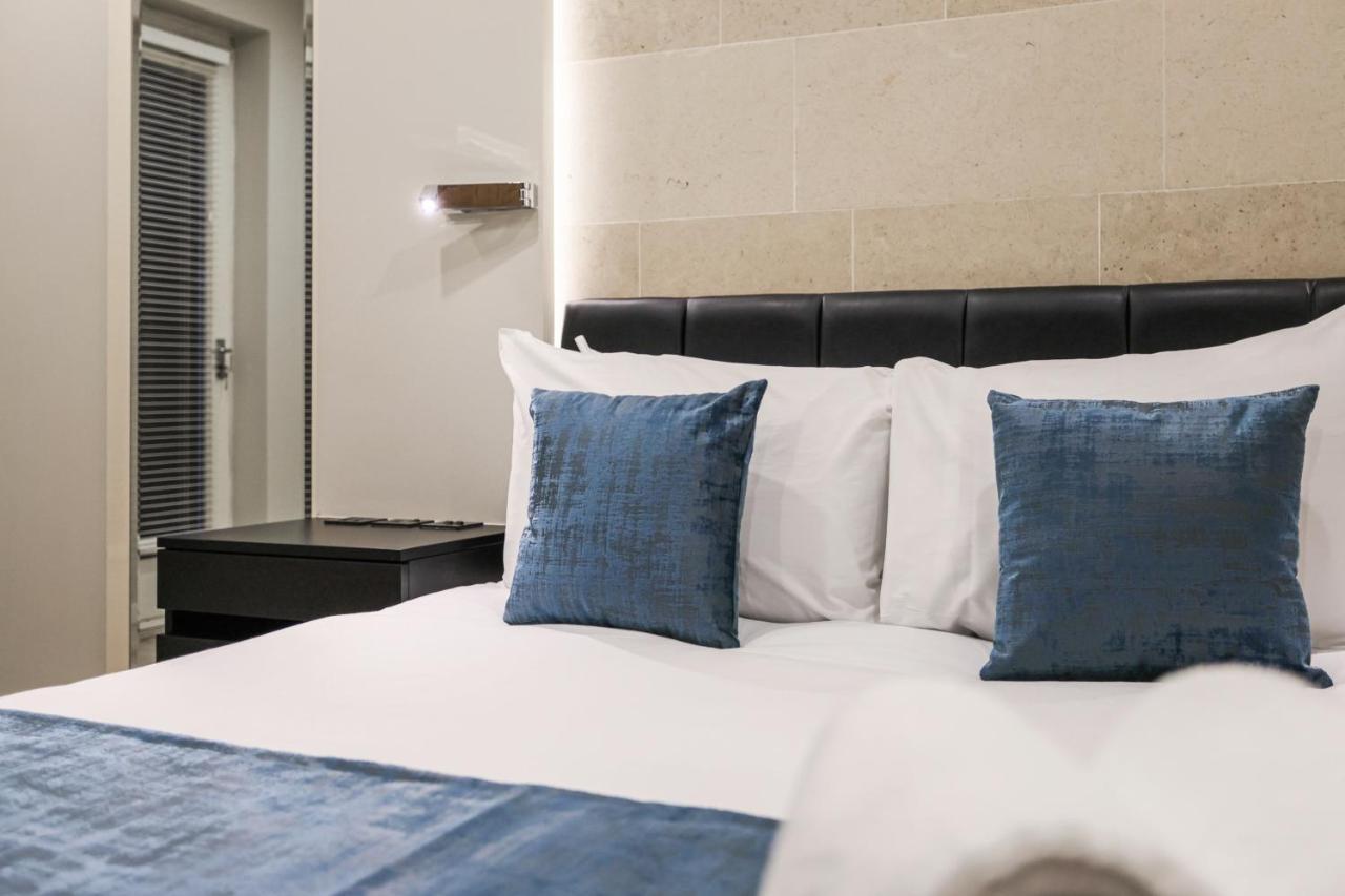 Apartment Studio Flat West End Lane London